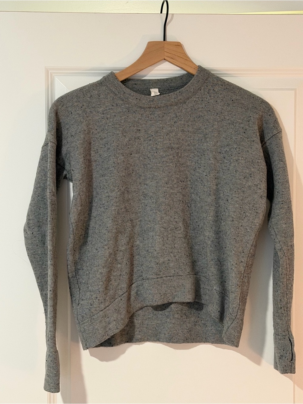 lululemon athletica Women’s Heather Gray Crewneck wool Sweater